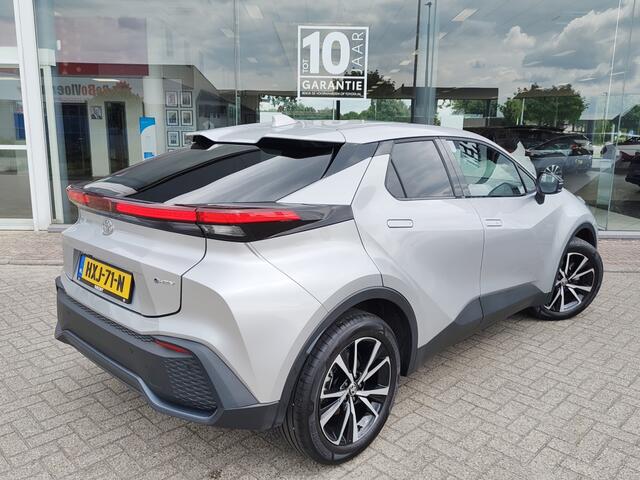 Toyota C-HR 1.8 Hybrid 140 First Edition | Navi | Sensoren v/a | El. Achterk