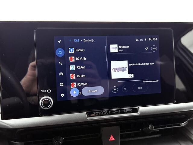 Toyota C-HR 1.8 Hybrid 140 Dynamic | Climate control | Parkeersensoren | Camera | LM velgen |