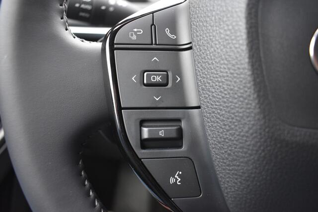 Toyota C-HR First Edition 77 kWh Automaat 225pk | Achterklep elektrisch | Stoel&Stuur verwarming | Privacy Glass | Demonstratieauto, wordt mee gereden