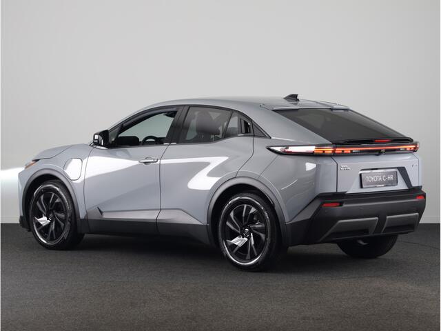Toyota C-HR First Edition 77 kWh *NIEUW*