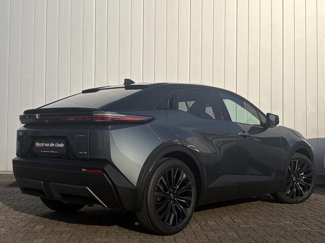 Toyota C-HR Executive AWD 77 kWh Nieuw NL Auto Panorama Bi-Tone 360 Camera Stoel Stuur Verwamd