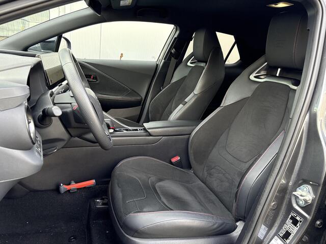 Toyota C-HR 2.0 Hybrid 200 GR SPORT PLUS **GEHEUGENSTOEL/ DODEHOEKDETECTIE/ STUURWIELVERWARMING**