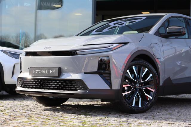 Toyota C-HR First Edition 77 kWh, Apple Carplay / Android Auto ,Adaptieve cruise control.