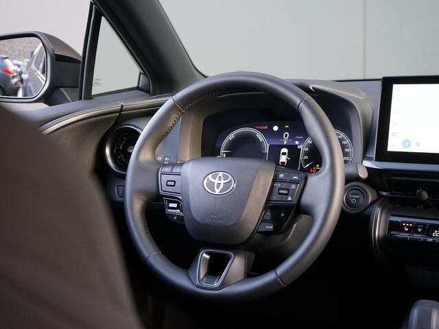 Toyota C-HR 1.8 Hybrid 140 Team D Dealeronderh. / 1ste eig. / Techniekpakket / Stoelverwarming / Stuurverwarming / LED verlichting / Smartphone Integratie