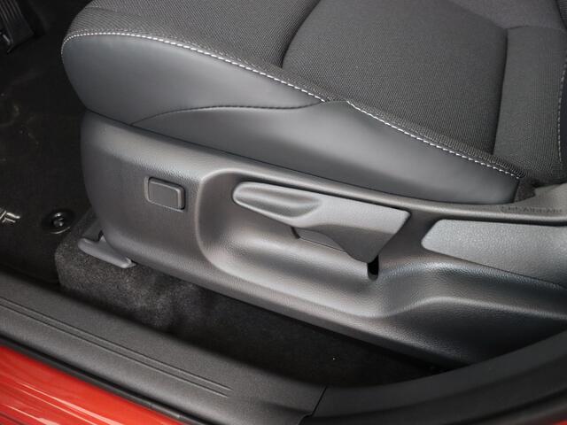 Toyota C-HR First Edition 77 kWh *NIEUW*