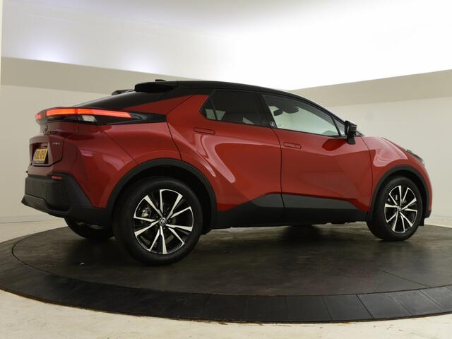 Toyota C-HR 1.8 Hybrid 140 Team D Bi-Tone | Blindspot | PDC | Stoelverw. |