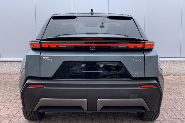 Toyota C-HR Executive AWD 77 kWh Executive Plus Pack | Nu ¤2.000 inruilpremie!