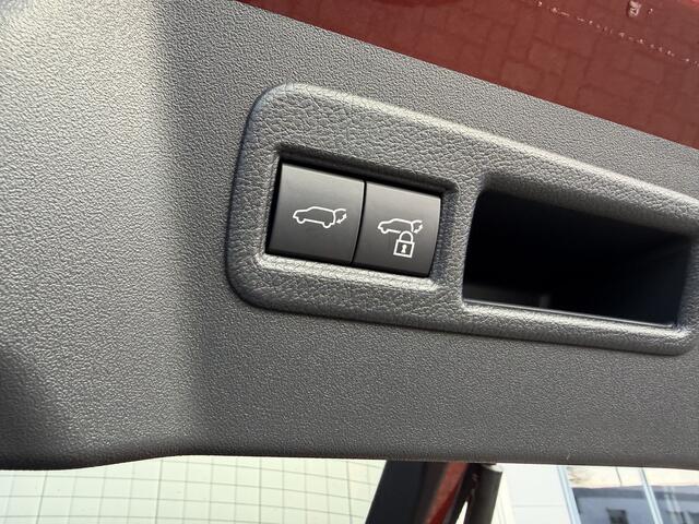 Toyota C-HR First Edition 77 kWh Demo Stoel Stuur Verwarming Warmtepomp