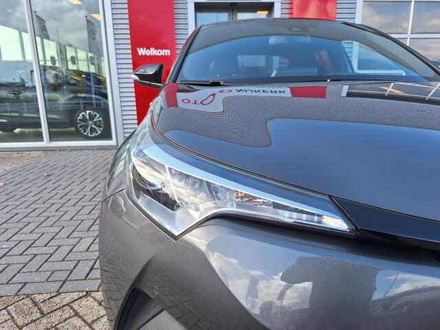 Toyota C-HR 1.8 Hybrid Style Bi-tone Limited