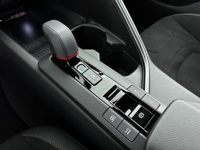 Toyota C-HR 2.0 Plug-in Hybrid 220 Black Edition | Apple Carplay & Android Auto | Parkeercamera | * | Direct leverbaar |