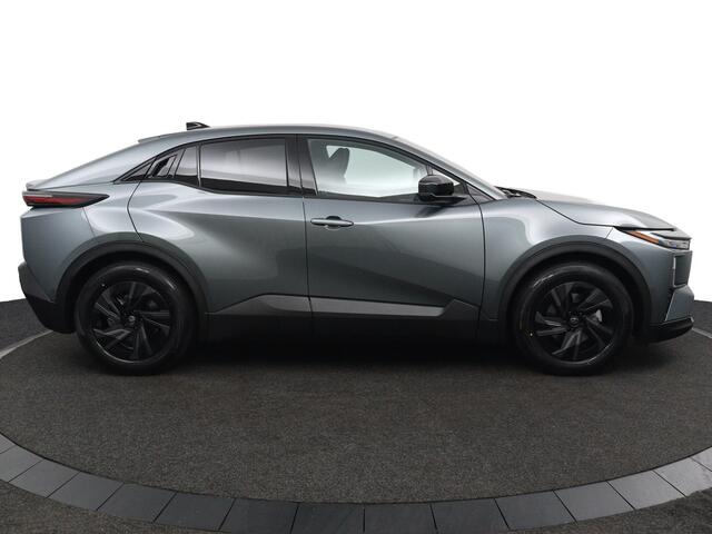 Toyota C-HR First Edition 77 kWh | Nieuwe Auto | Uit Voorraad Leverbaar | 607 WLTP Actieradius |