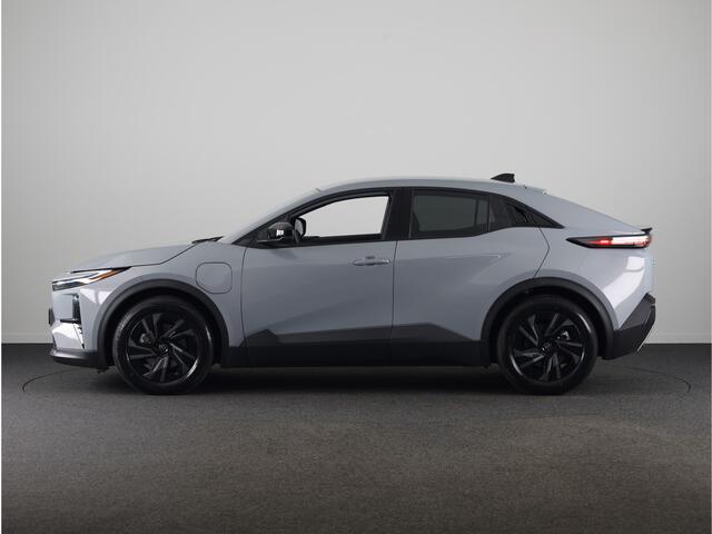 Toyota C-HR First Edition 77 kWh *DEMO* | Stuur-Stoelverwarming | PDC | Apple Carplay/Android Auto |