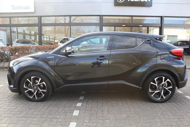 Toyota C-HR 1.8 Hybrid Dynamic | Rijklaar | Trekhaak | NL-auto | Dealer onderh. | Navi | Camera | Stoelverwarming | Keyless