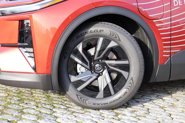 Toyota C-HR First Edition 77 kWh, Apple Carplay / Android Auto ,Adaptieve cruise control.