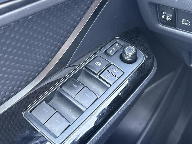 Toyota C-HR 2.0 Hybrid Dynamic **KEYLESS/ ADAPTIEF CRUISE CONTROL/ PARKEERSENSOREN**