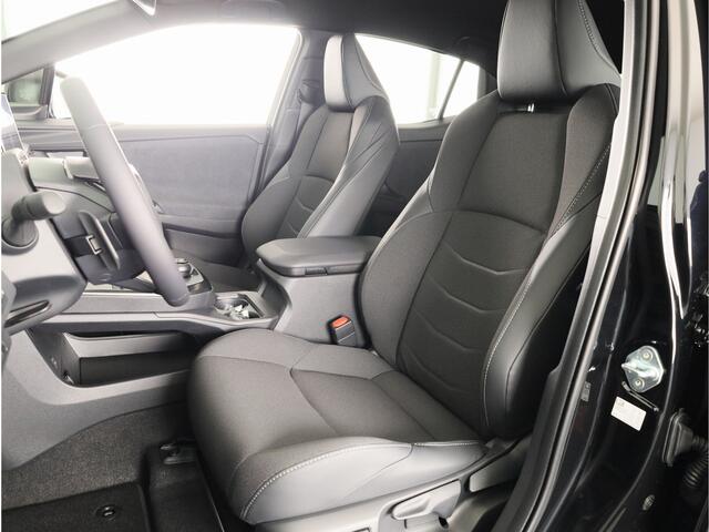 Toyota C-HR First Edition 77 kWh 20"LM velgen incl. premie