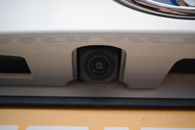 Toyota C-HR 2.0 Hybrid Launch Edition Full Option