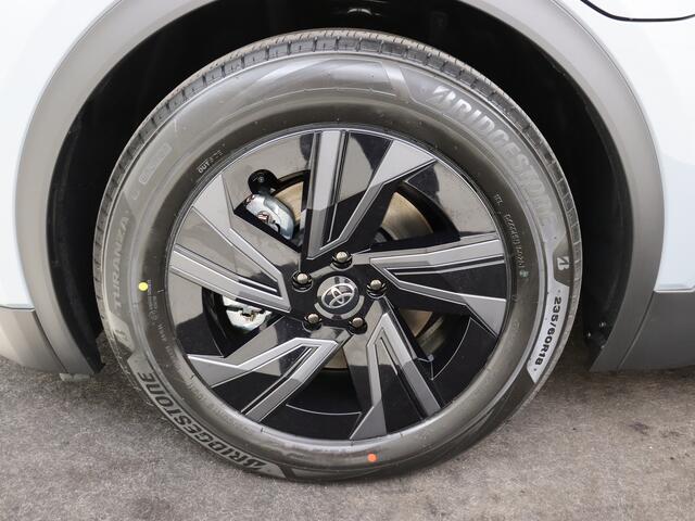 Toyota C-HR First Edition 77 kWh range 607km