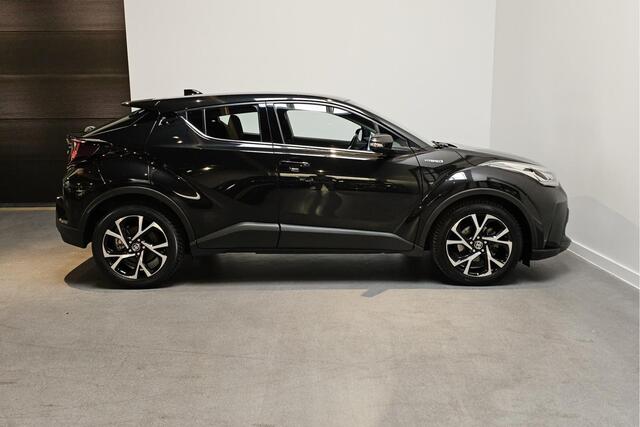 Toyota C-HR 1.8 Hybrid Dynamic - Apple Carplay/Android Auto - Trekhaak - Adaptive Cruise