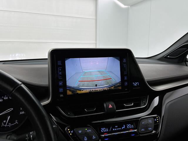 Toyota C-HR 1.8 Hybrid Executive Ultimate | Trekhaak | Navigatie | Stoelverwarming |