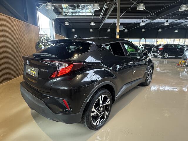 Toyota C-HR 2.0 Hybrid TeamNL Navigatie LMV Climate Control Hybride 153 pk