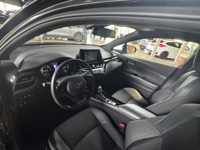 Toyota C-HR 2.0 Hybrid TeamNL Navigatie LMV Climate Control Hybride 153 pk