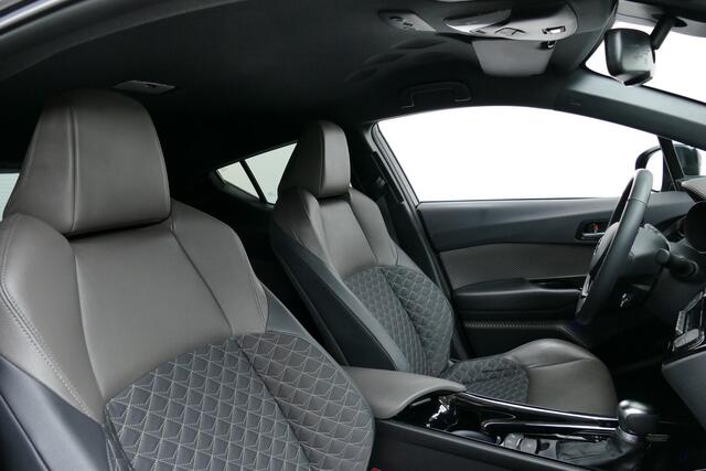 Toyota C-HR 2.0 Hybrid Executive. Carplay/Android Navi, Camera, Stoel&StuurVerw, 18"LMV