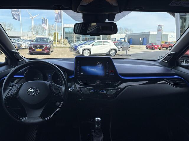 Toyota C-HR 1.8 Hybrid Bi-Tone