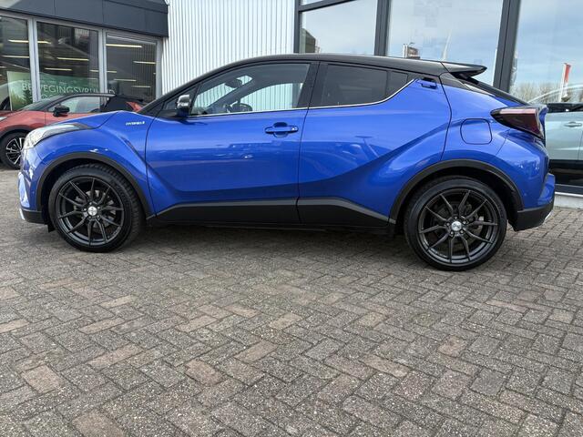 Toyota C-HR 1.8 Hybrid Bi-Tone