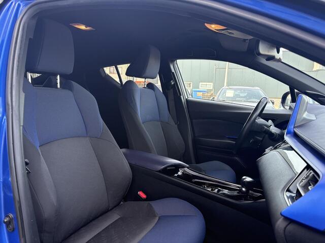 Toyota C-HR 1.8 Hybrid Bi-Tone