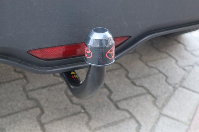 Toyota C-HR 1.8 Hybrid First Edition Trekhaak | Blindspot | Carplay | AllSea