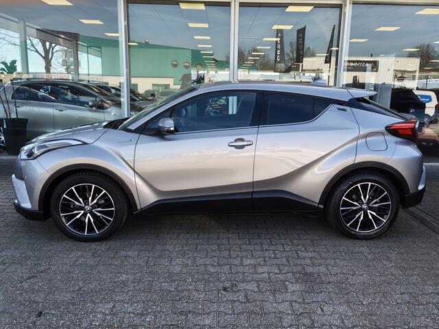 Toyota C-HR 1.8 Hybrid Dynamic | Trekhaak Afneembaar | Navi | Stoelverwarmin