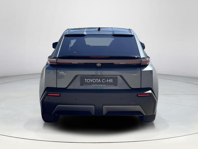 Toyota C-HR First Edition 77 kWh **MINERAL METALLIC/ ELEKTRISCH/ NIEUWE AUTO**