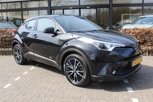 Toyota C-HR 1.2T Dynamic | Rijklaar | Trekhaak | Keyless | Clima | Adap.cruise | Navi | Bluetooth