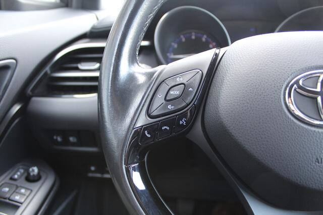 Toyota C-HR 1.2T Dynamic | Rijklaar | Trekhaak | Keyless | Clima | Adap.cruise | Navi | Bluetooth