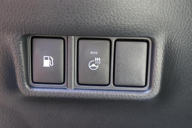 Toyota C-HR 2.0 Hybrid Style, BSM, Stuur & Stoelverwarming, Apple Carplay/Android Auto!