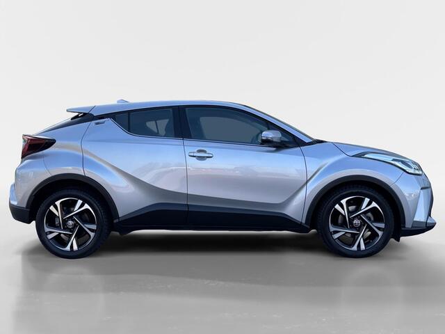 Toyota C-HR 1.8 Hybrid Dynamic | NL-AUTO | CAMERA | CAR PLAY | ALL SEASON BANDEN |