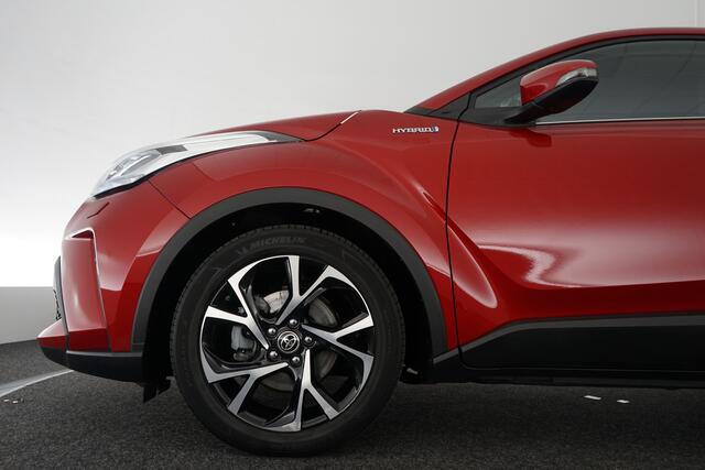 Toyota C-HR 1.8 Hybrid Dynamic | Stoel/Stuur verwarming