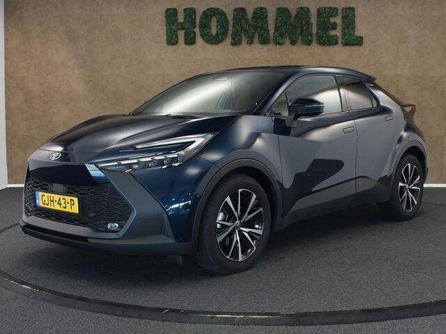 Toyota C-HR 1.8 Hybrid 140 First Edition - ORIGINEEL NEDERLANDSE AUTO - AFKOMSTIG VAN 1E EIGENAAR - ELEKTRISCHE ACHTERKLEP - 360 GRADEN CAMERA - DODEHOEK DETECTIE - PARKEERASSISTENT - PARKEERSENSOREN VOOR/ ACHTER - 18 INCH LICHT METALEN VELGEN- NAVIGATIE - APPLE CARP