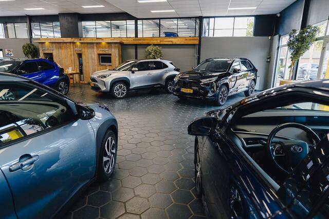 Toyota C-HR 1.8 Hybrid Lounge All-in prijs!