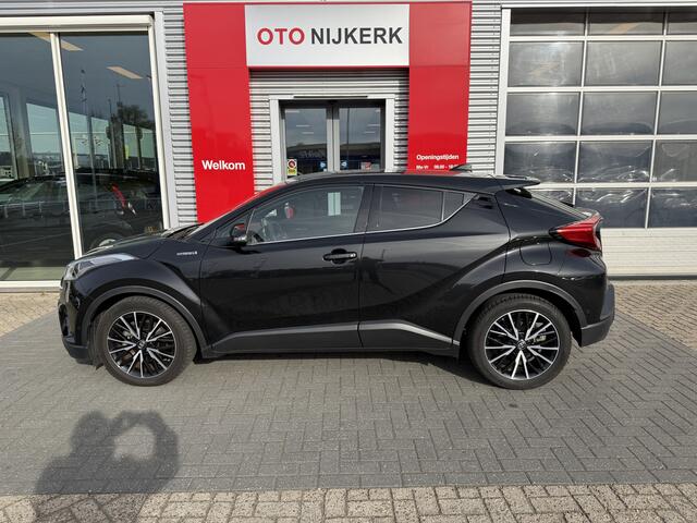 Toyota C-HR 1.8 Hybrid Executive *Met trekhaak!*