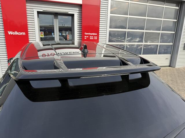 Toyota C-HR 1.8 Hybrid Executive *Met trekhaak!*