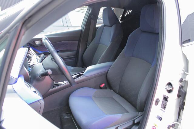 Toyota C-HR 1.8 Hybrid Bi-Tone |trekhaak|JBL|stoelverwarming|navigatie|