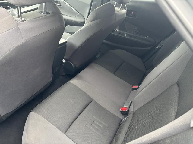 Toyota C-HR 1.8 Hybrid 140 Business Plus Automaat Stoelverwarming / All-Seasons