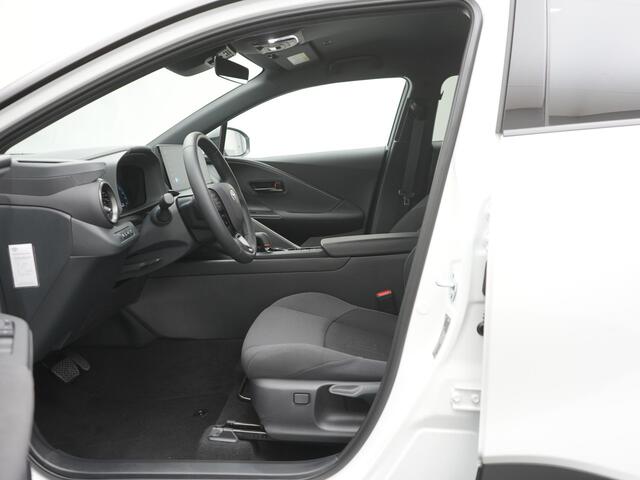 Toyota C-HR 2.0 Plug-in Hybrid 220 PK First Edition