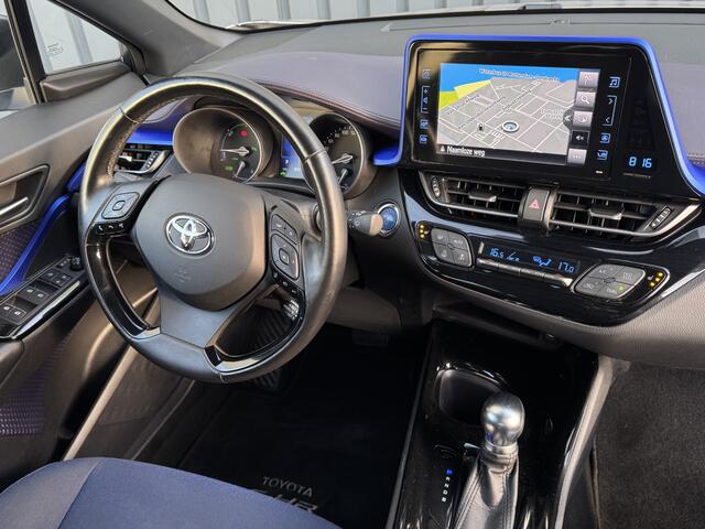 Toyota C-HR 1.8 Hybrid Bi-tone | Trekhaak afnb. | Dodehoeksensoren | Stuur & Stoel verw. | Prijs Rijklaar!!