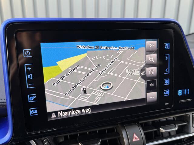 Toyota C-HR 1.8 Hybrid Bi-tone | Trekhaak afnb. | Dodehoeksensoren | Stuur & Stoel verw. | Prijs Rijklaar!!