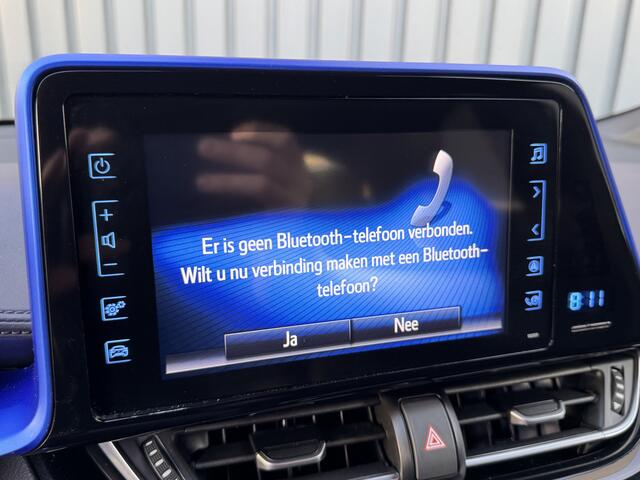 Toyota C-HR 1.8 Hybrid Bi-tone | Trekhaak afnb. | Dodehoeksensoren | Stuur & Stoel verw. | Prijs Rijklaar!!