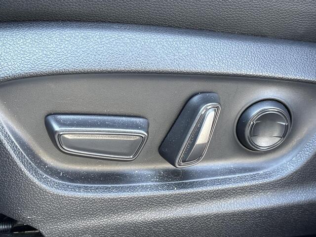 Toyota C-HR 2.0 Hybrid 200 Première Edition **JBL AUDIO/ 360 CAMERA/ DODEHOEK DETECTIE**