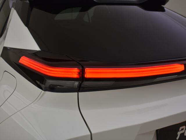 Toyota C-HR 2.0 PHEV 220 Plug In Team D Bi Tone | Blindspot | PDC |